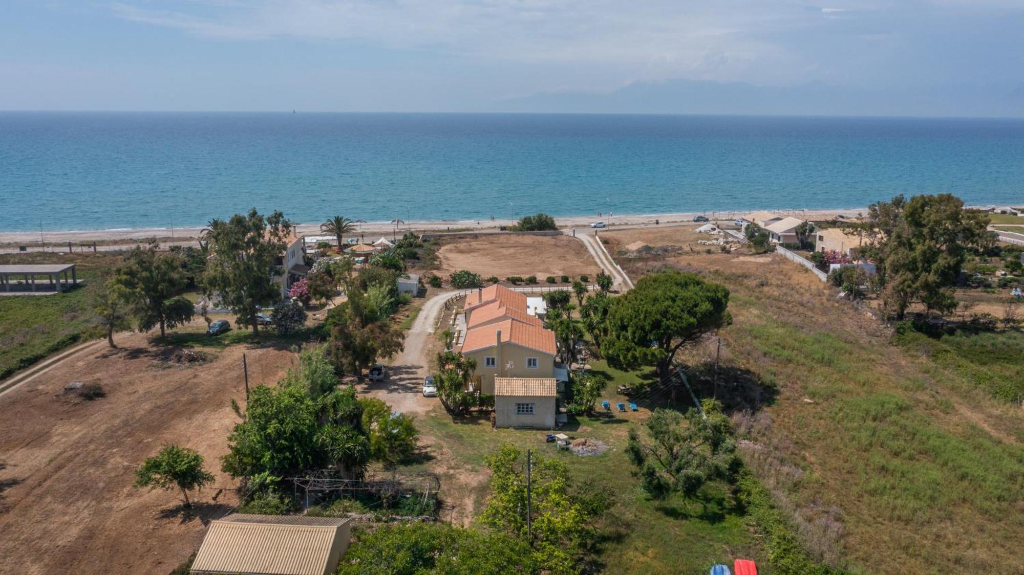 Lazaris Apartments Παραλία Αλμυρού Εξωτερικό φωτογραφία